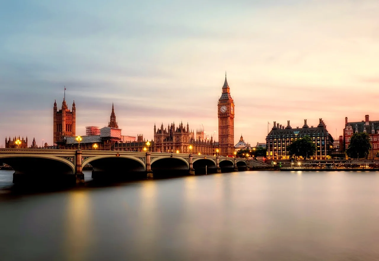 big ben, bridge, city, sunrise, river, palace of westminster, buildings, skyline, tower, landmarks, historic, historical, downtown, parliament, tourist attractions, attractions, tourism, westminster, thames, london, england, nature, great britain, united kingdom, uk